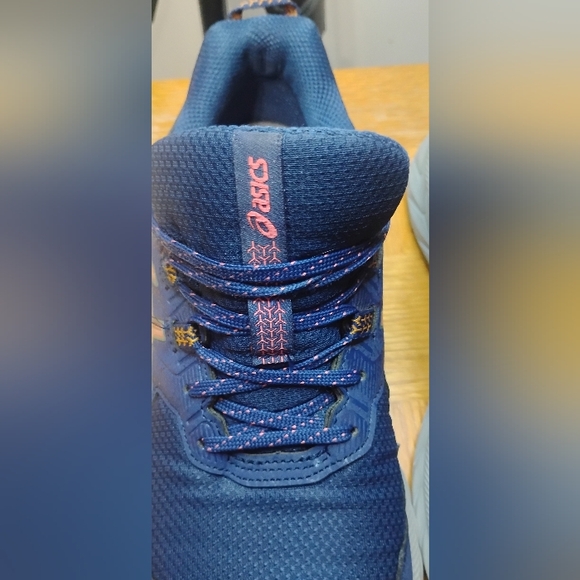 ASICS GEL Venture 9 Women's Trail Running Shoes Sneakers Size 8 W - Picture 10 of 16